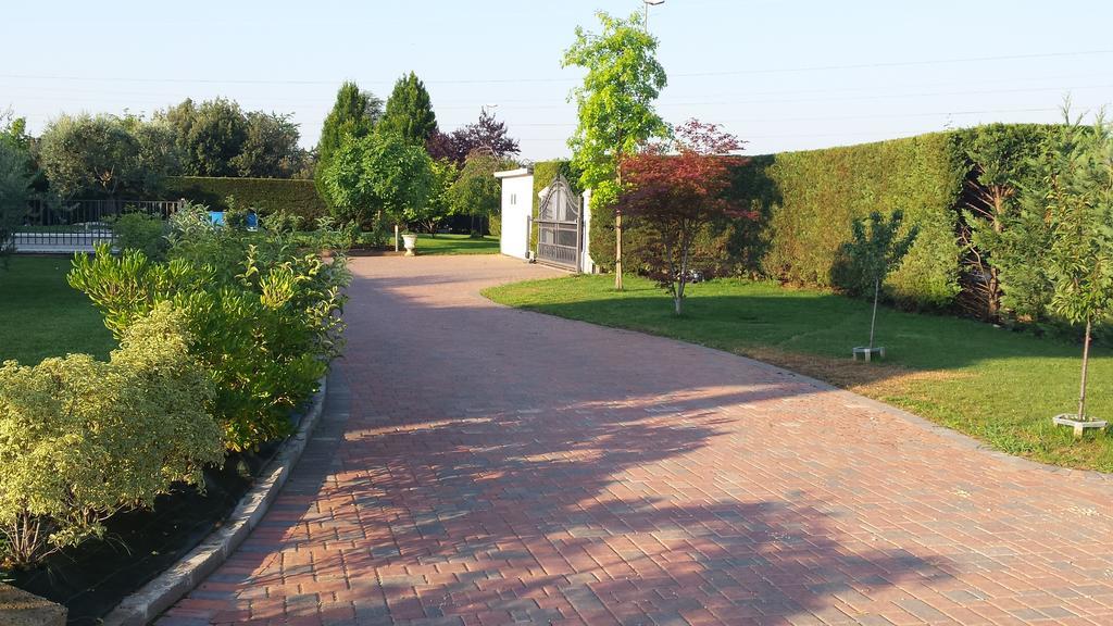 Agriturismo La Torretta Pescantina Bagian luar foto