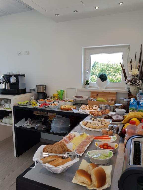 Agriturismo La Torretta Pescantina Bagian luar foto